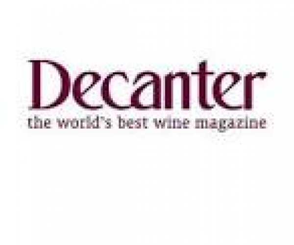 DECANTER